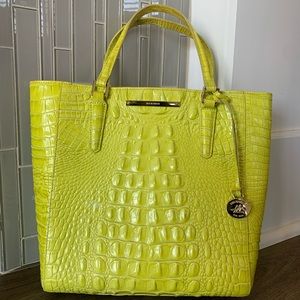 Brahmin | Lime Green with Crossbody Strap!!